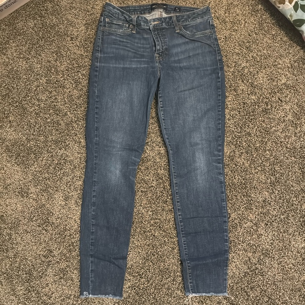 Women’s Size 10 Lucky Brand Skinny Jeans